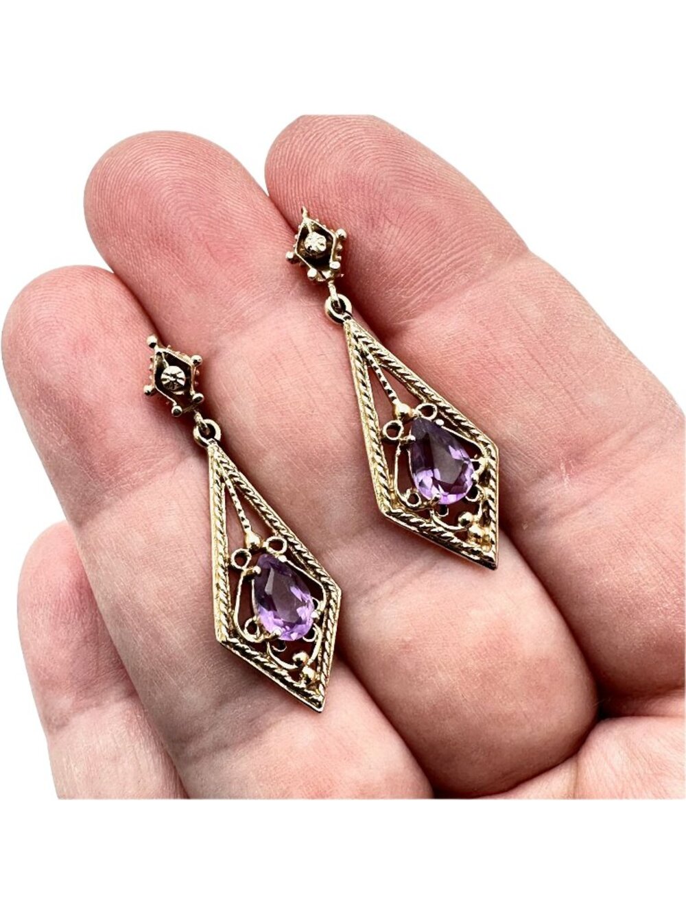 10K Yellow Gold Amethyst Pierced Chandelier 1.5 Inch Earrings 4.5 Grams Vintage